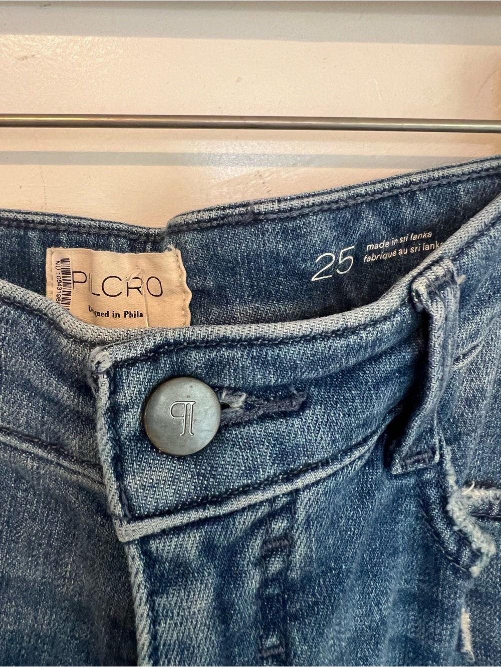 Pilcro Straight-Leg Women’s Jeans — Medium Blue Wash - Picture 5 of 9